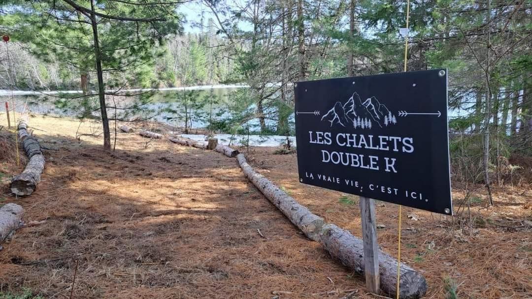 Les Chalets Double K # 2 Сент-Алексис-де-Мон Экстерьер фото